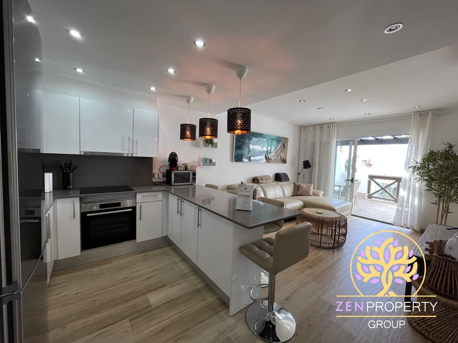 3 sypialnia Apartament na sprzedaż w Playa Paraiso z basenem garażem - 595 000 € (Ref: 9109946)