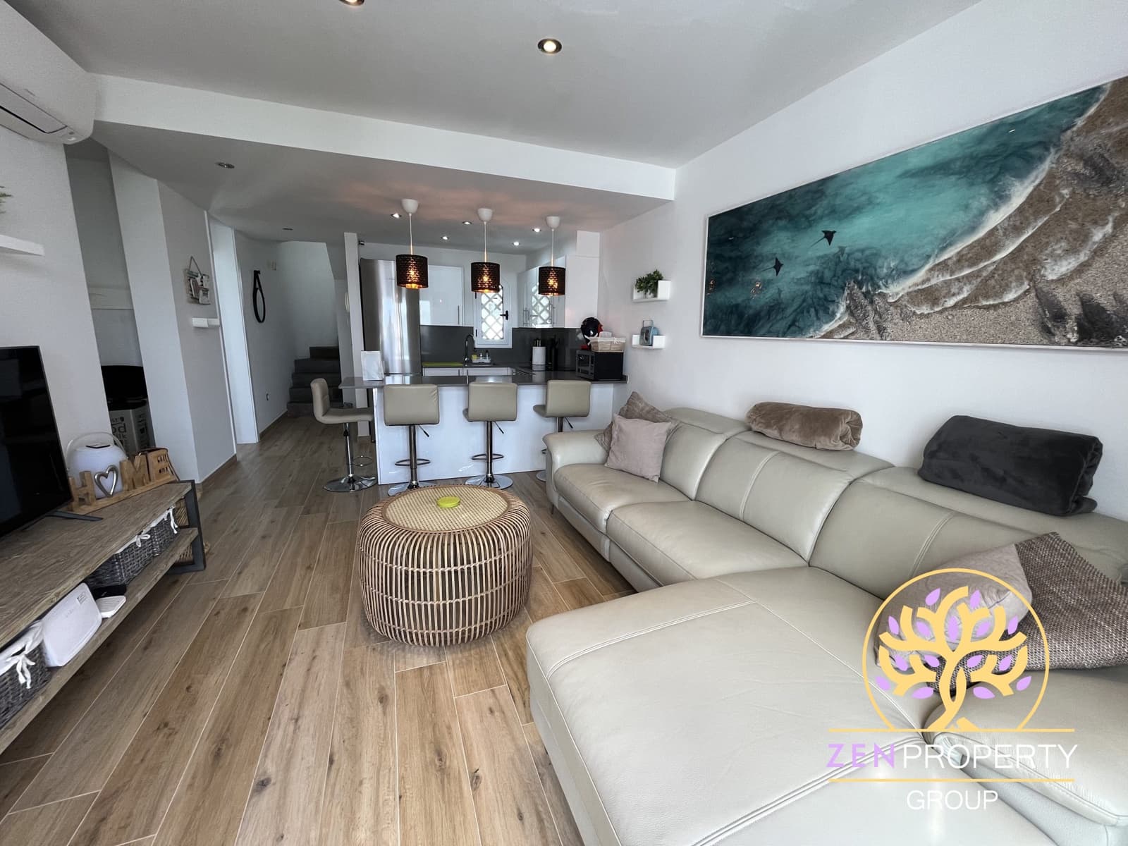 3 sypialnia Apartament na sprzedaż w Playa Paraiso z basenem garażem - 595 000 € (Ref: 9109946)