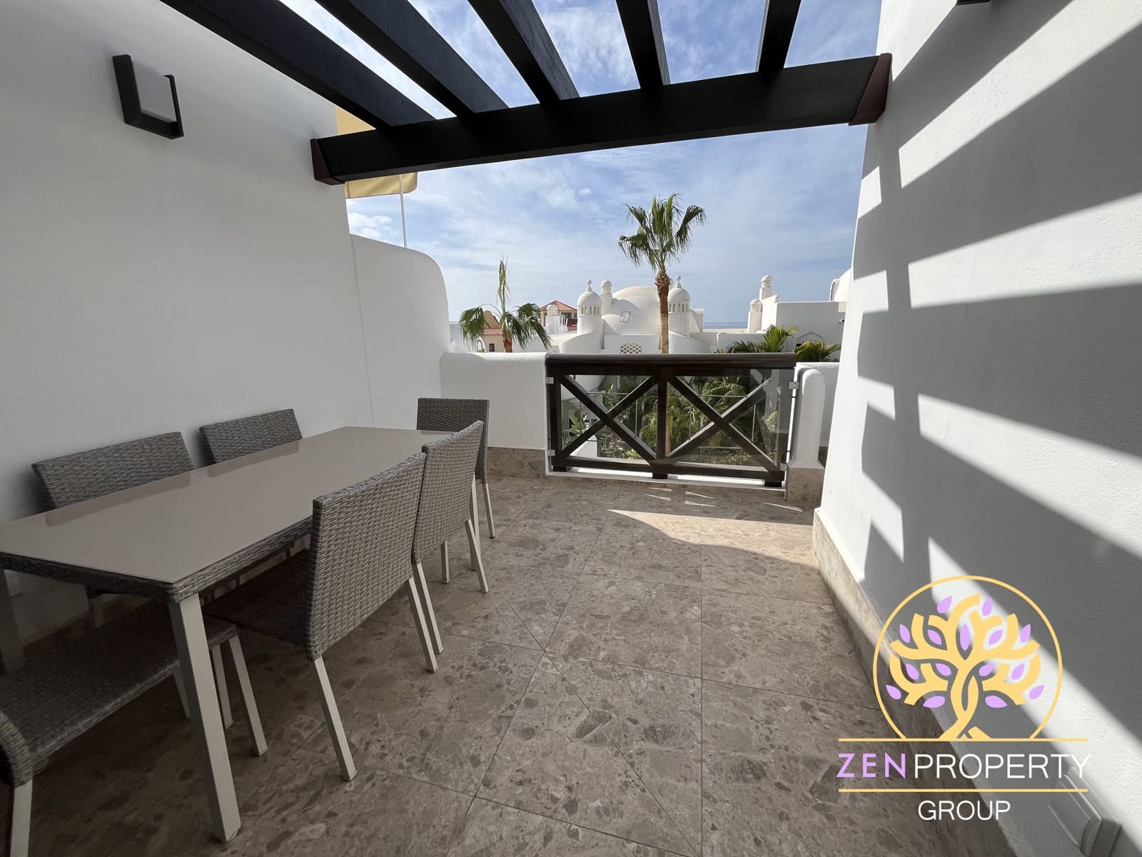 3 sypialnia Apartament na sprzedaż w Playa Paraiso z basenem garażem - 595 000 € (Ref: 9109946)