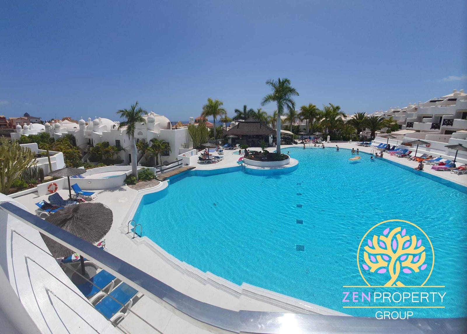 3 sypialnia Apartament na sprzedaż w Playa Paraiso z basenem garażem - 595 000 € (Ref: 9109946)