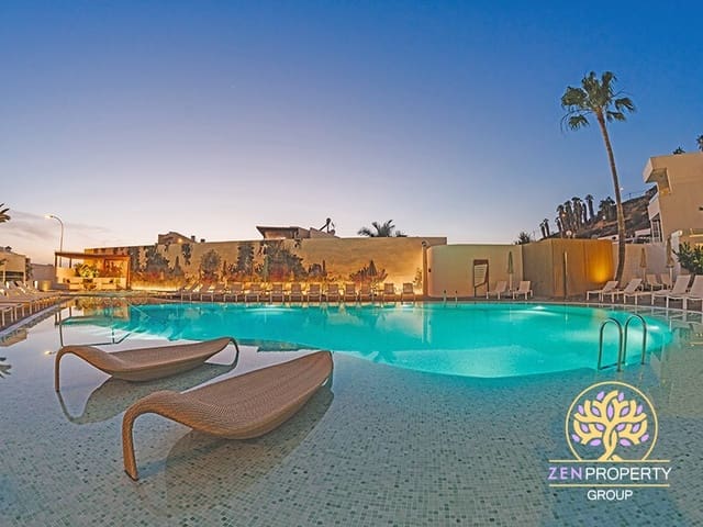 1 soveværelse Lejlighed til salg i Los Cristianos, Arona med swimmingpool - € 249.000 (Ref: 9161826)