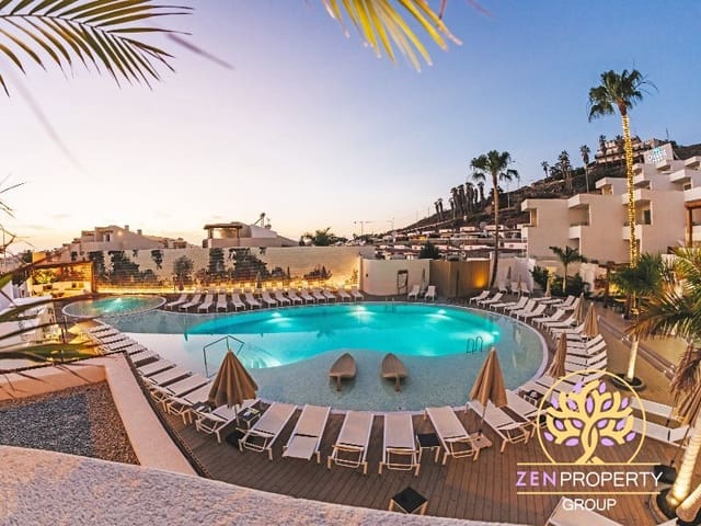 1 soveværelse Lejlighed til salg i Los Cristianos, Arona med swimmingpool - € 249.000 (Ref: 9161826)