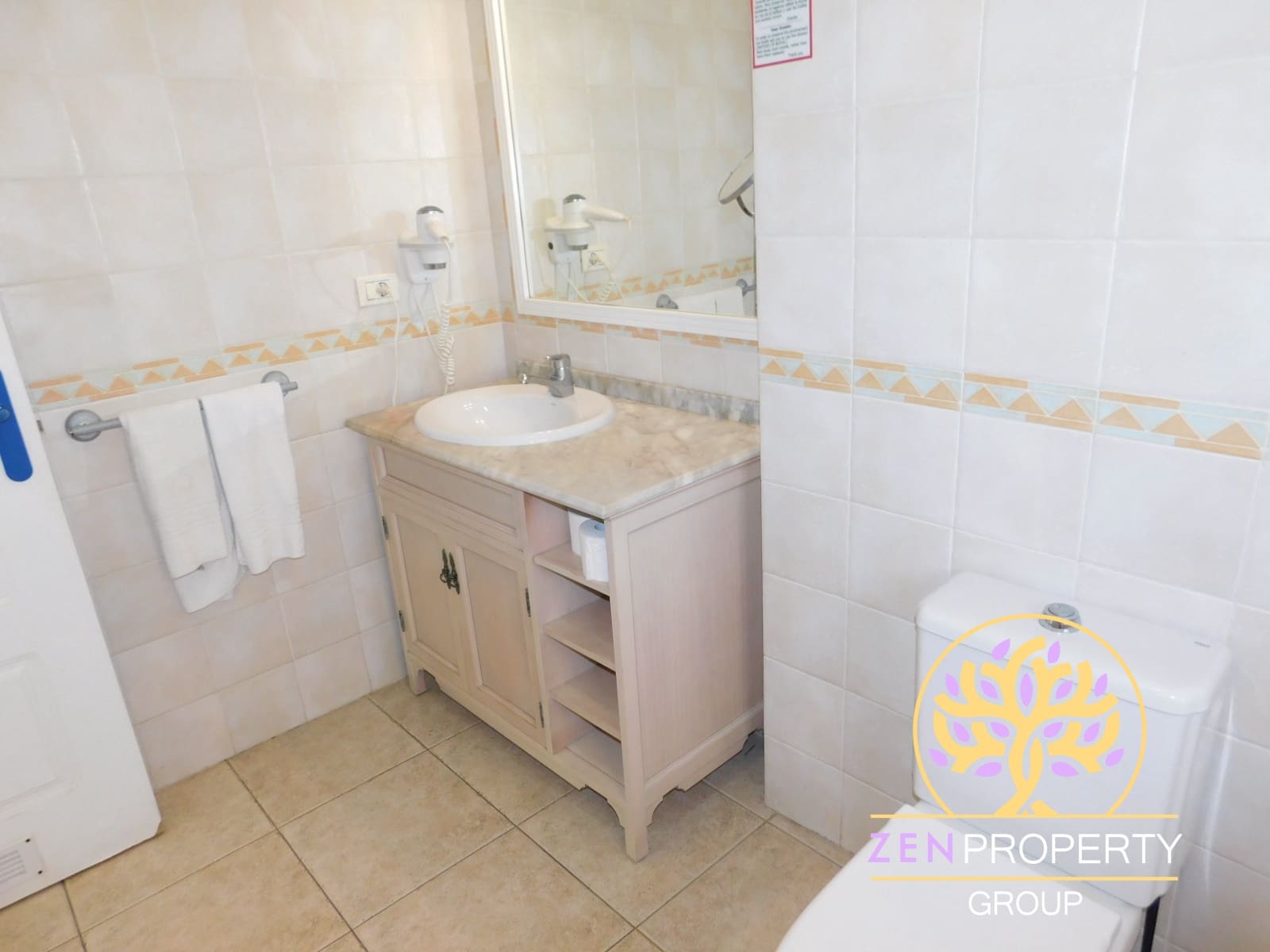 1 soveværelse Lejlighed til salg i Los Cristianos med swimmingpool - € 265.000 (Ref: 9348661)