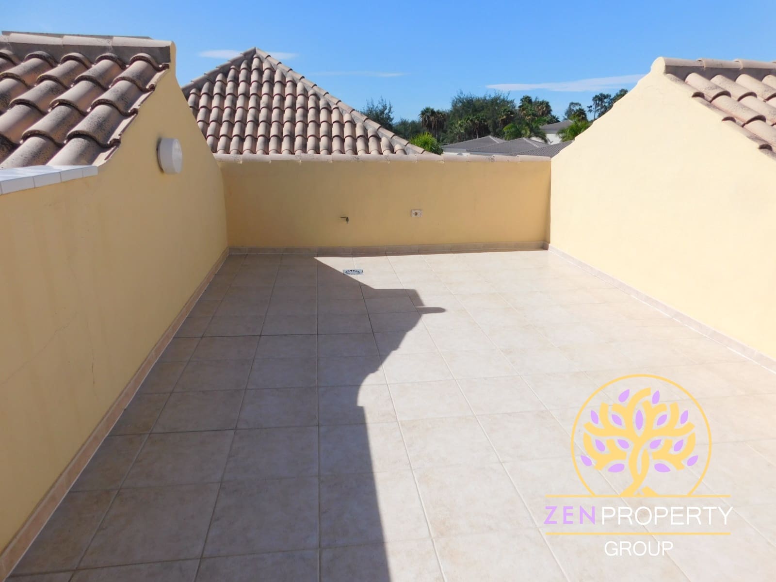 1 soveværelse Lejlighed til salg i Los Cristianos med swimmingpool - € 265.000 (Ref: 9348661)