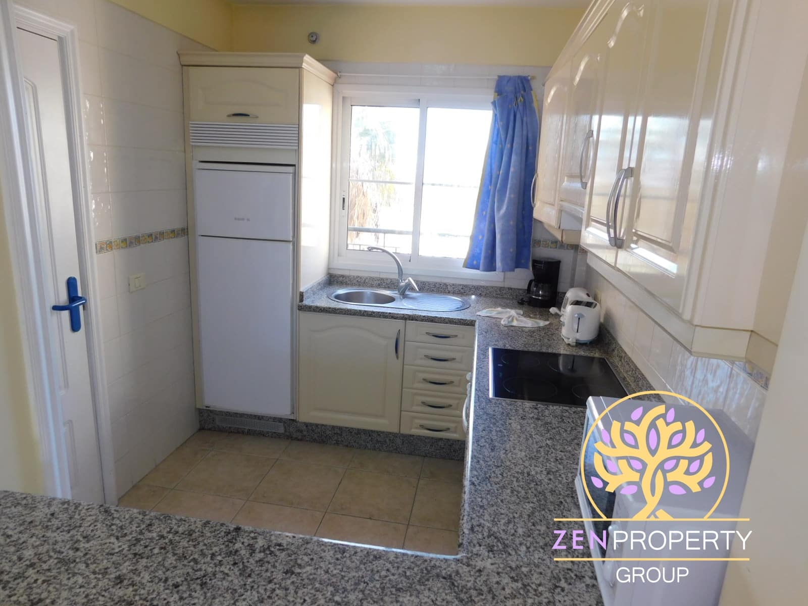 1 soveværelse Lejlighed til salg i Los Cristianos med swimmingpool - € 265.000 (Ref: 9348661)