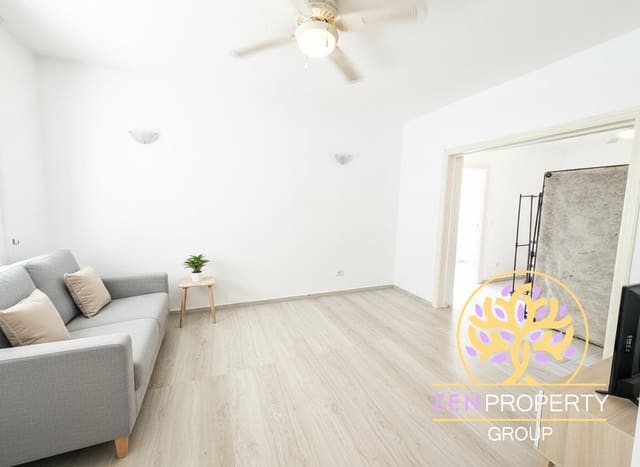 2 sypialnia Apartament na sprzedaż w San Eugenio Alto, Adeje z basenem - 381 600 € (Ref: 9348741)