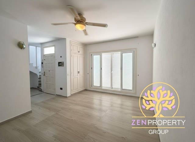 2 sypialnia Apartament na sprzedaż w San Eugenio Alto, Adeje z basenem - 381 600 € (Ref: 9348741)