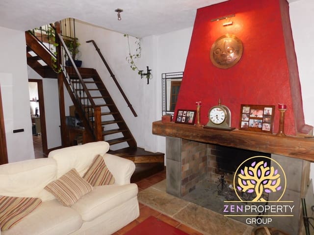 4 bedroom Finca/Country House for sale in Charco del Pino, Granadilla de Abona with garage - € 490,000 (Ref: 9369267)