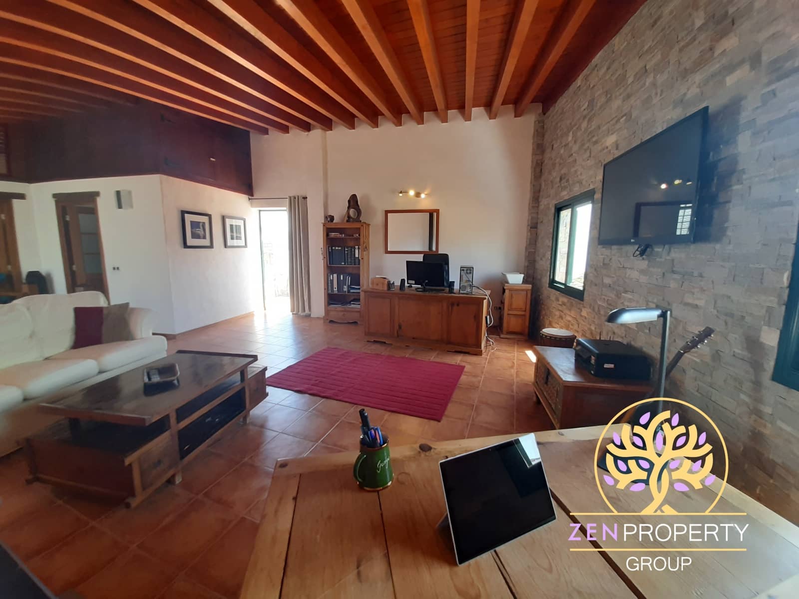 4 chambre Finca/Maison de Campagne à vendre à Charco del Pino avec garage - 490 000 € (Ref: 9369267)