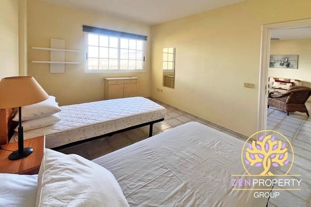 2 bedroom Apartment for sale in Torviscas Centro y Alto, Adeje with pool - € 479,000 (Ref: 9378527)