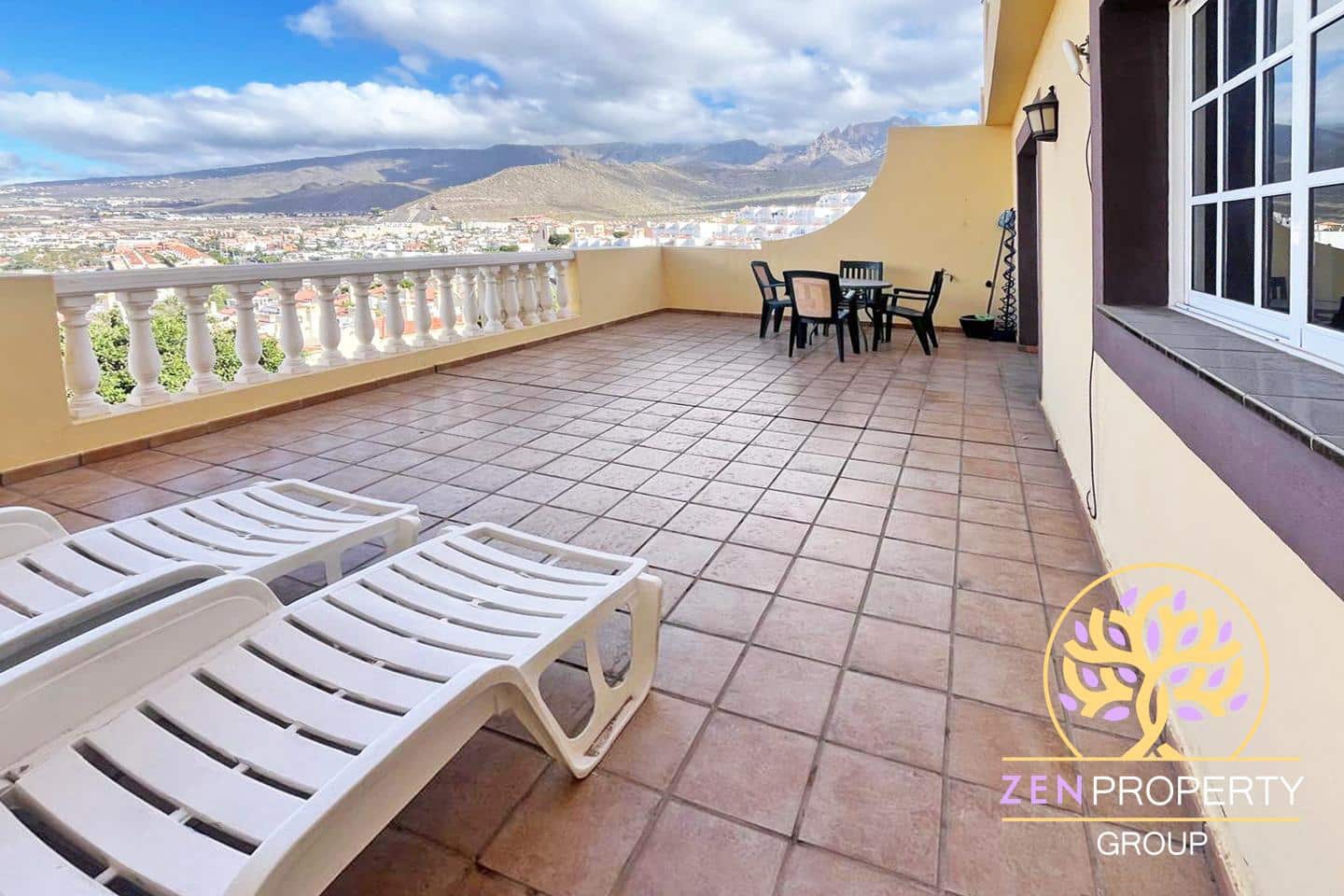 2 chambre Appartement à vendre à Adeje avec piscine - 479 000 € (Ref: 9378527)