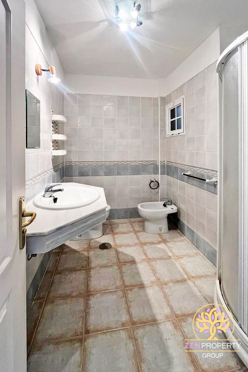 2 chambre Appartement à vendre à Adeje avec piscine - 479 000 € (Ref: 9378527)