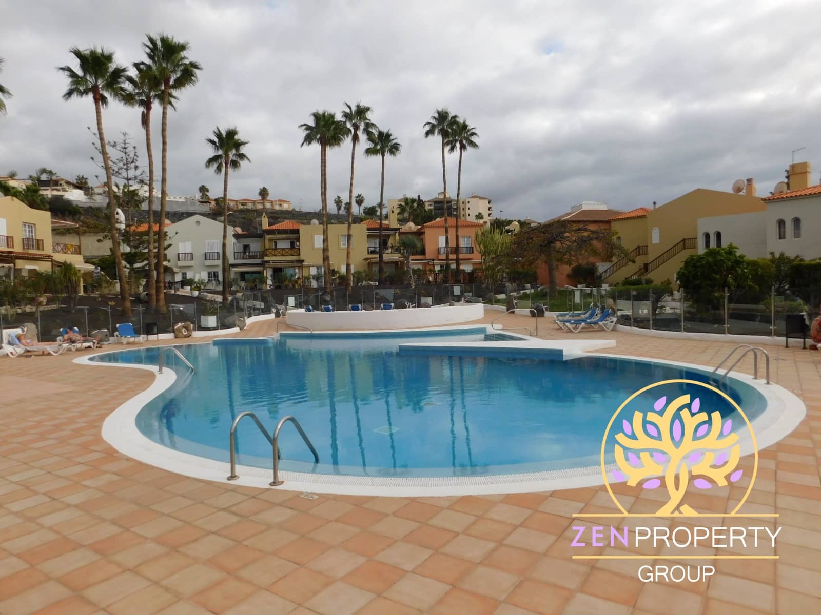 1 slaapkamer Appartement te koop in La Caleta Adeje met zwembad garage - € 490.000 (Ref: 9518055)