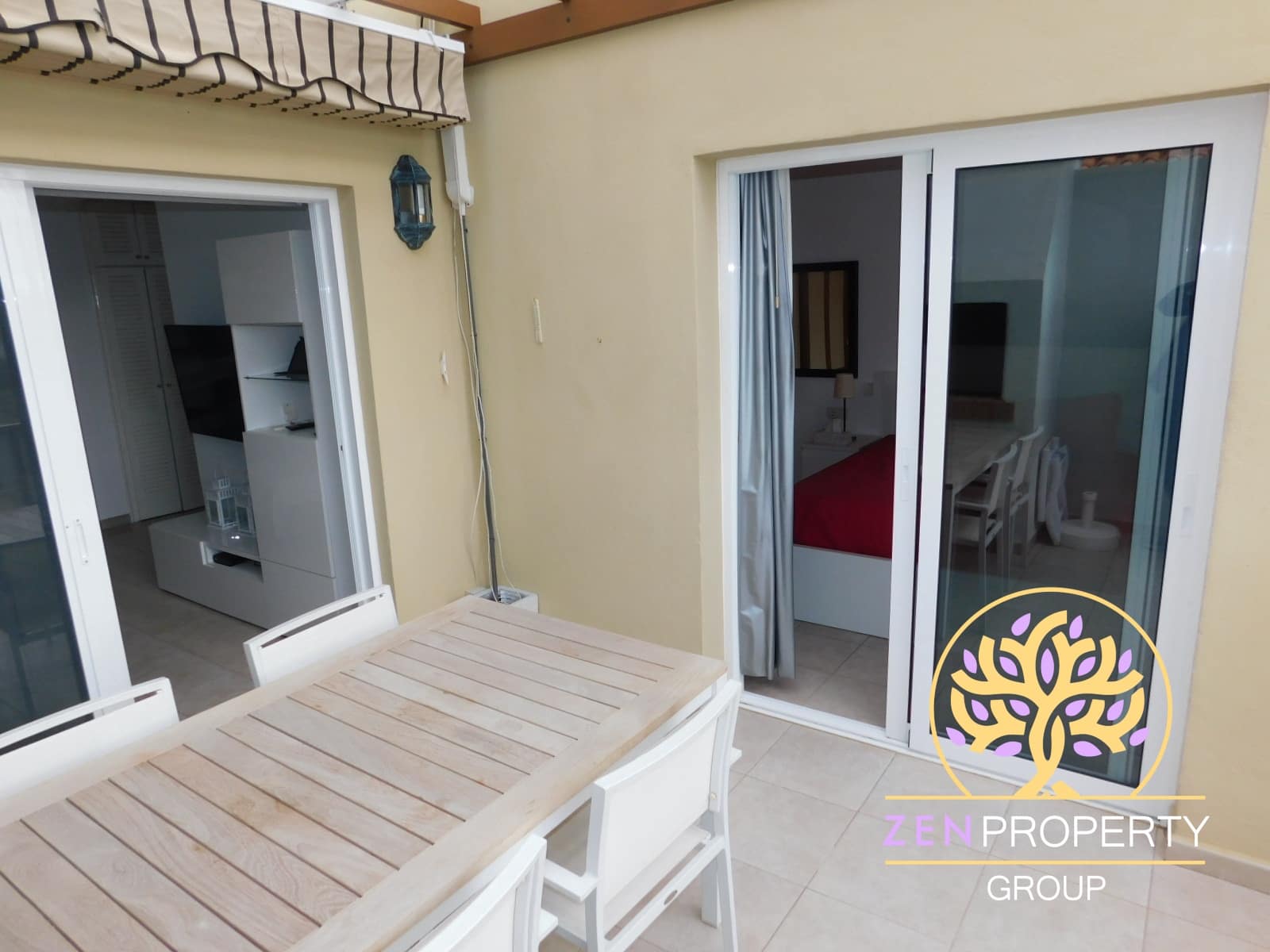 1 slaapkamer Appartement te koop in La Caleta Adeje met zwembad garage - € 490.000 (Ref: 9518055)