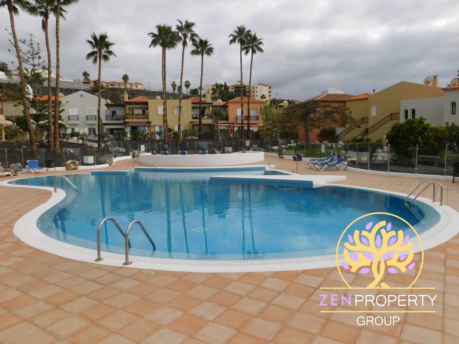 1 slaapkamer Appartement te koop in La Caleta Adeje met zwembad garage - € 490.000 (Ref: 9518055)