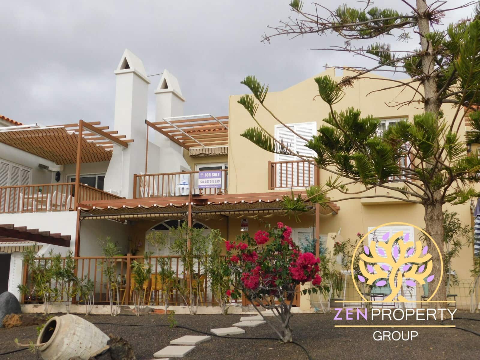 1 slaapkamer Appartement te koop in La Caleta Adeje met zwembad garage - € 490.000 (Ref: 9518055)