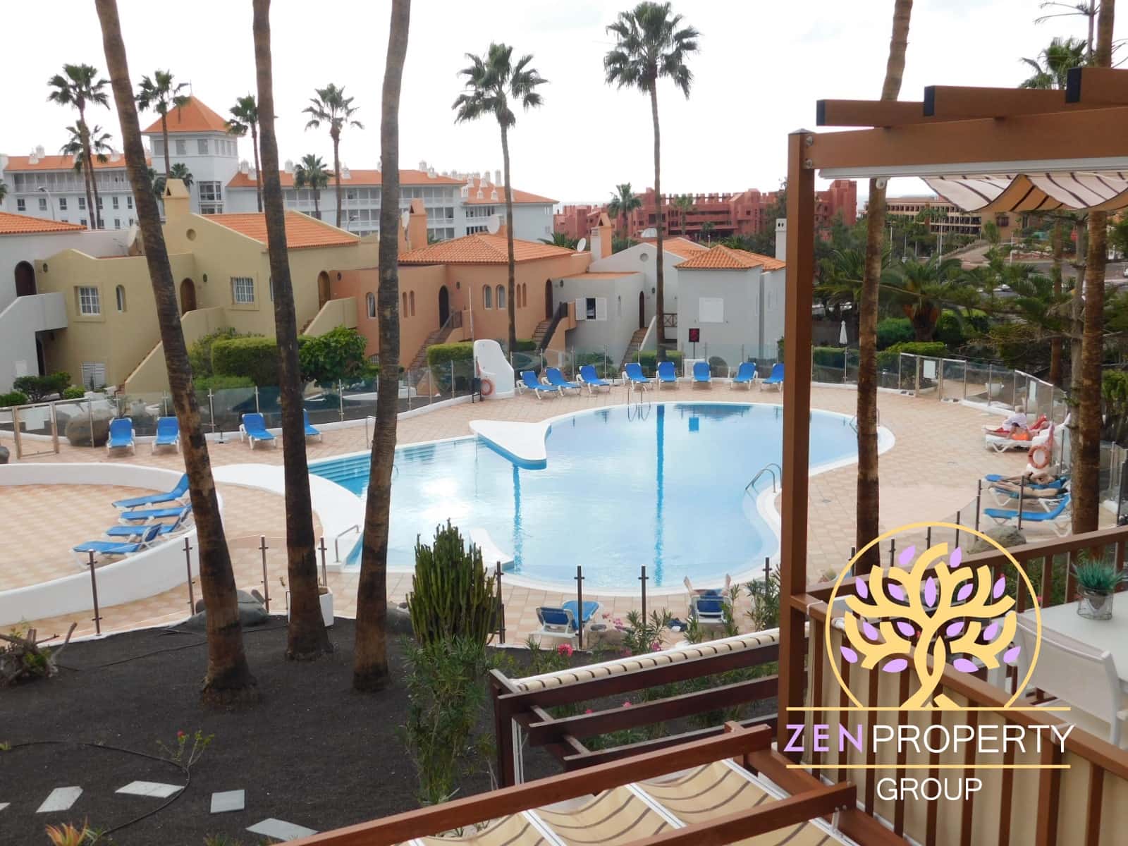 1 slaapkamer Appartement te koop in La Caleta Adeje met zwembad garage - € 490.000 (Ref: 9518055)