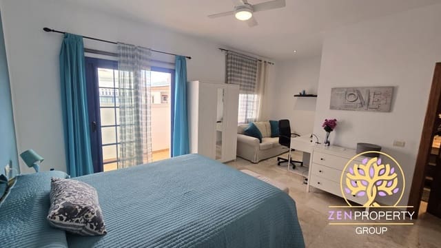 2 soveværelse Penthouse til salg i Llano del Camello, San Miguel de Abona med swimmingpool garage - € 439.000 (Ref: 9542608)