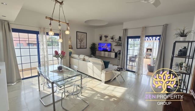 2 soveværelse Penthouse til salg i Llano del Camello, San Miguel de Abona med swimmingpool garage - € 439.000 (Ref: 9542608)