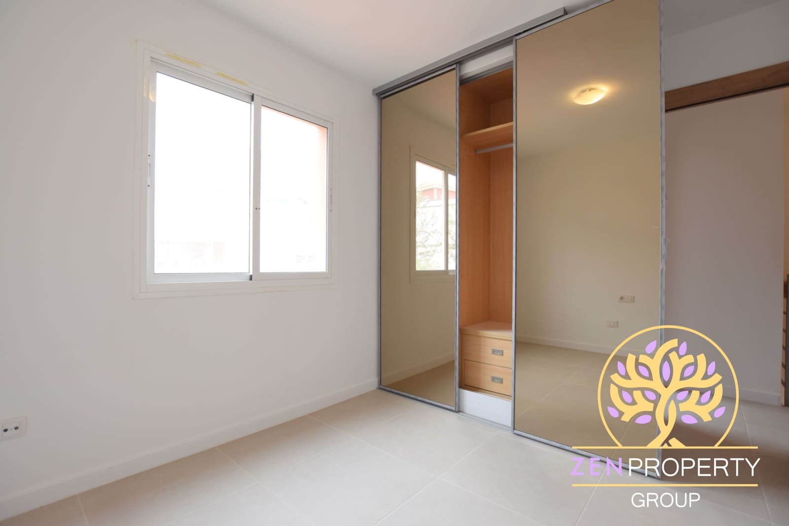 4 slaapkamer Huis te koop in El Madronal met zwembad garage - € 675.000 (Ref: 9547214)