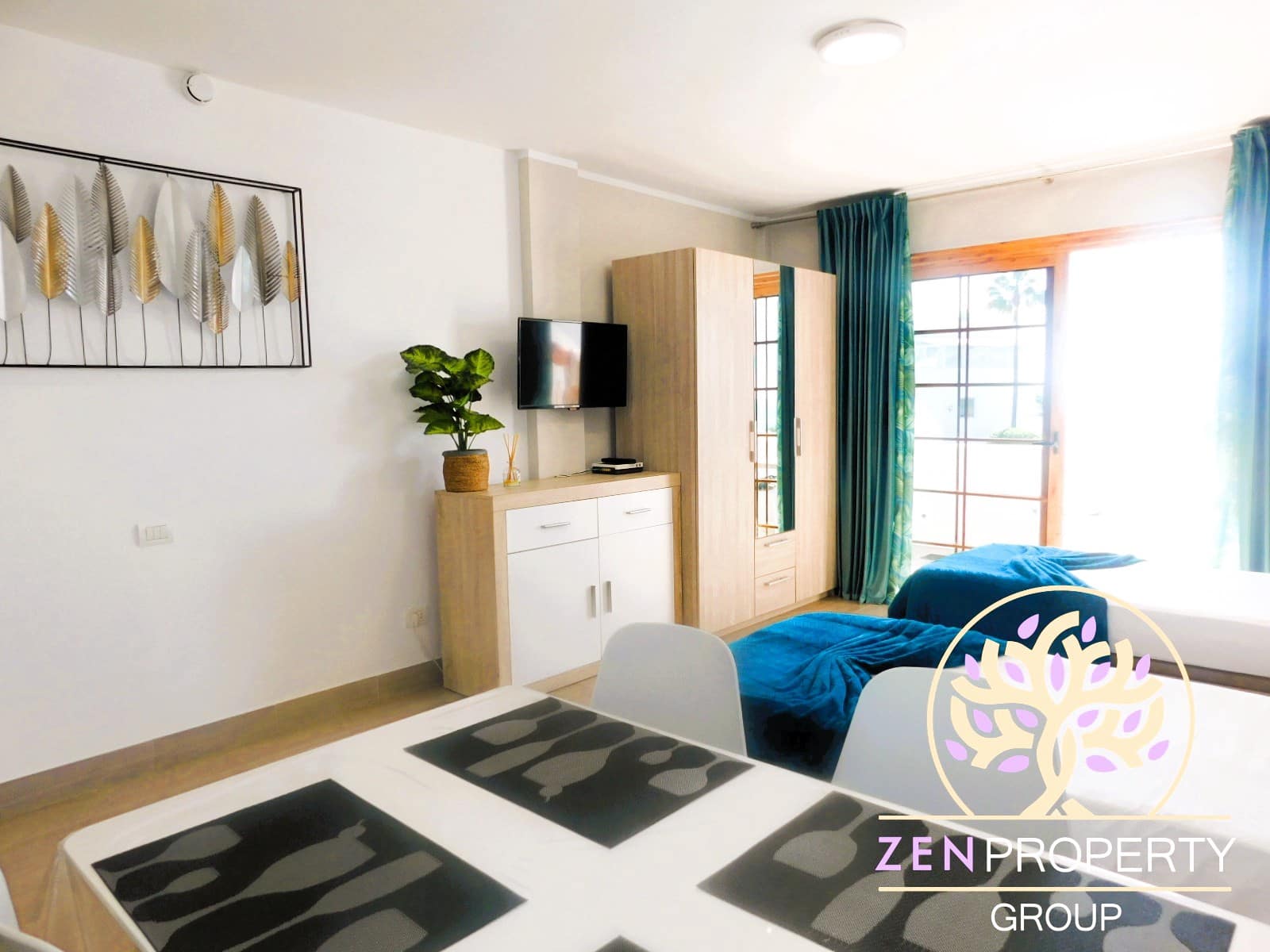 Lägenhet till salu i Puerto Colon med pool - 275 000 € (Ref: 9592162)