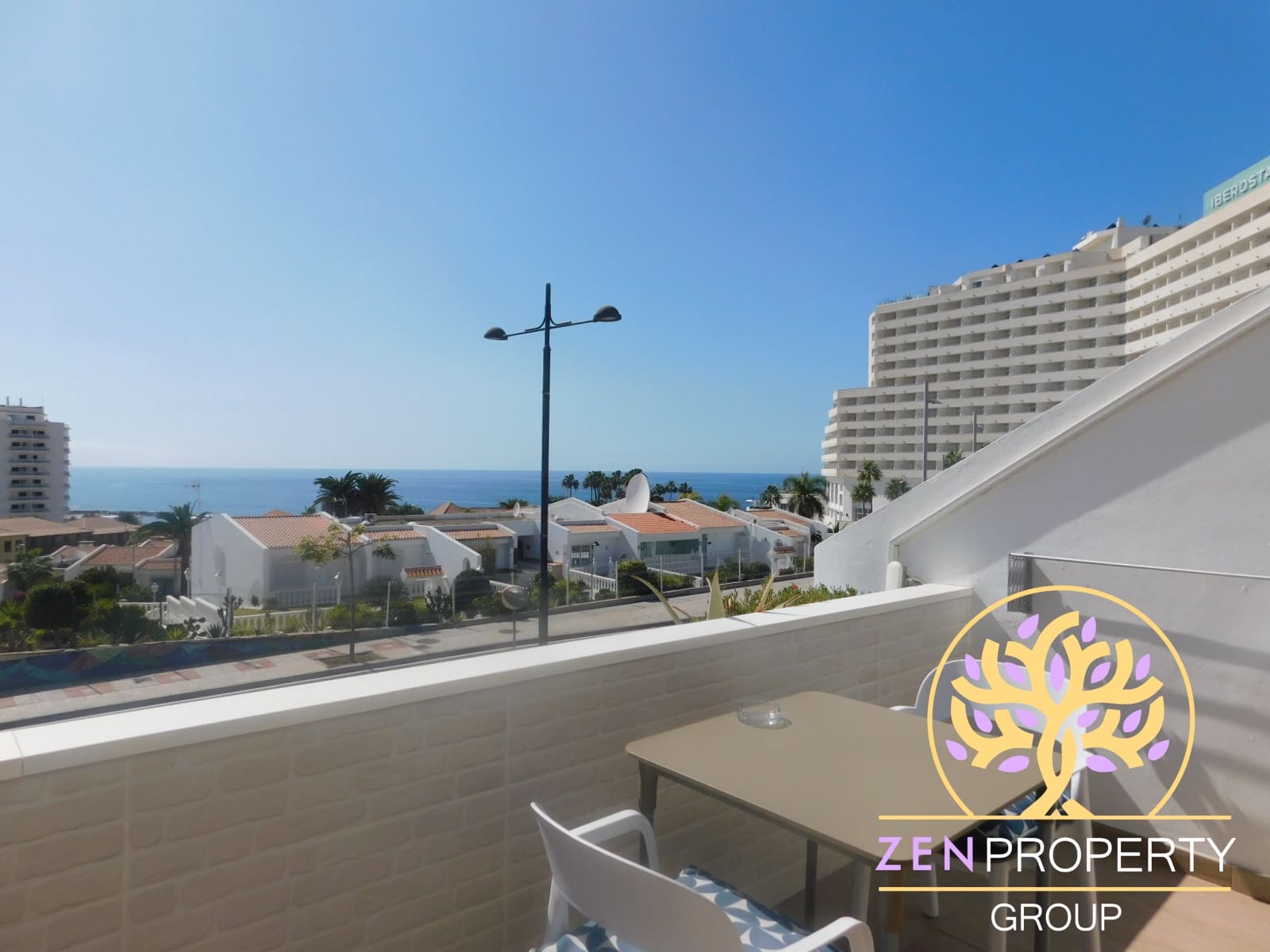 Lägenhet till salu i Puerto Colon med pool - 275 000 € (Ref: 9592162)