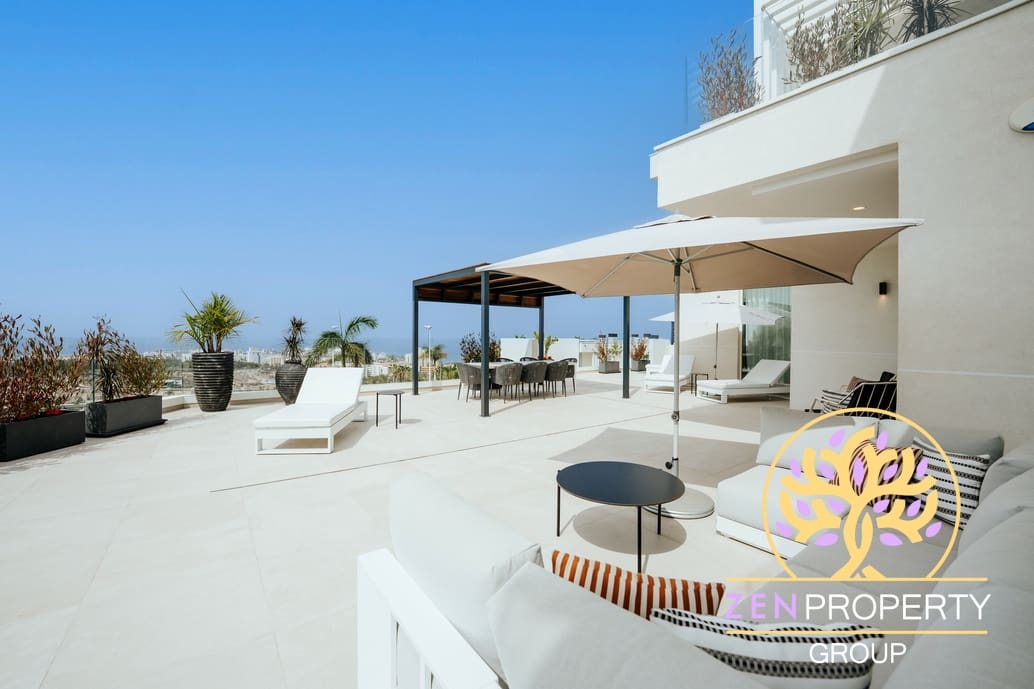 3 sypialnia Willa na sprzedaż w Costa Adeje z basenem garażem - 1 995 500 € (Ref: 9669088)