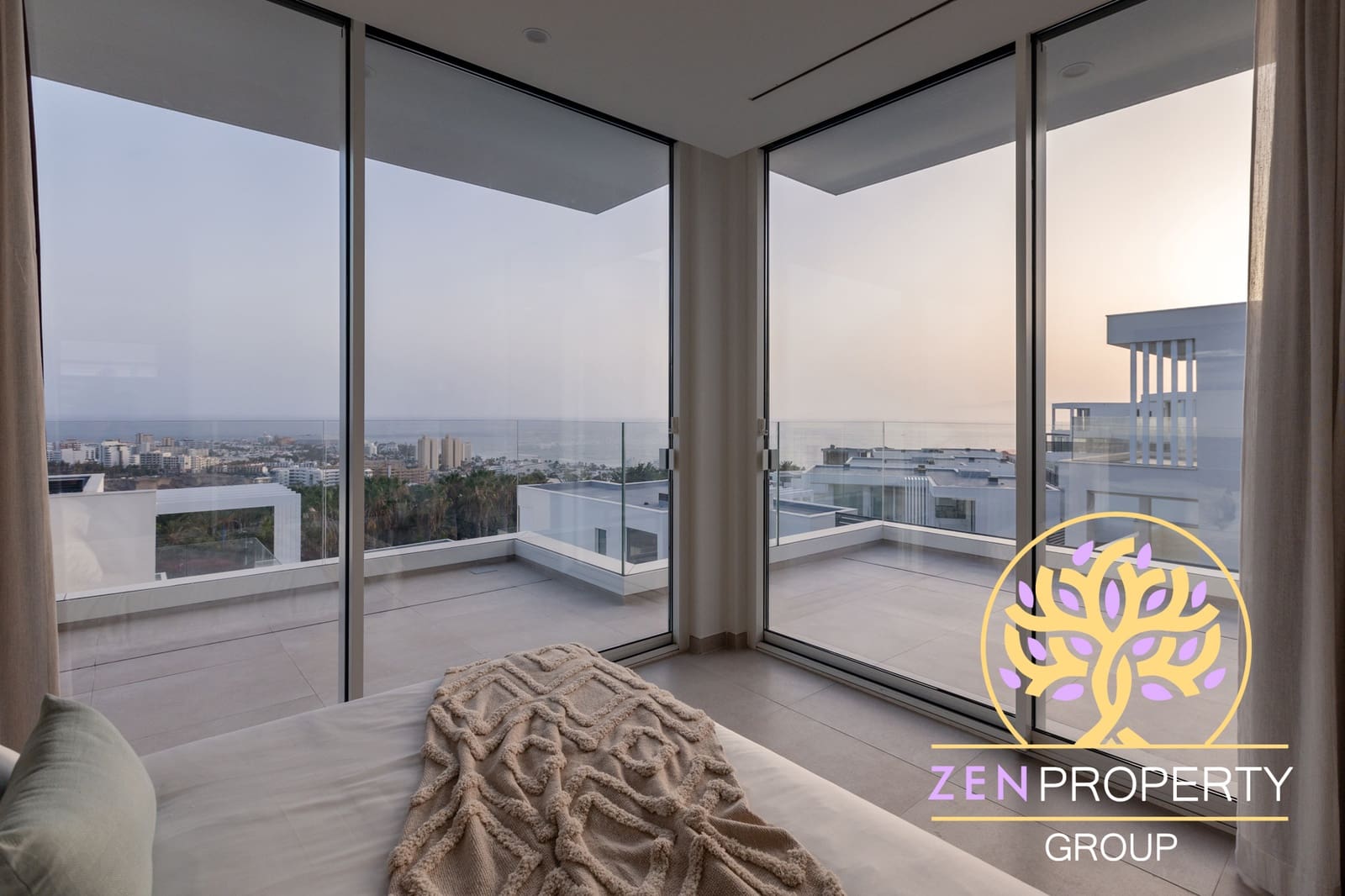 3 sypialnia Willa na sprzedaż w Costa Adeje z basenem garażem - 1 995 500 € (Ref: 9669088)