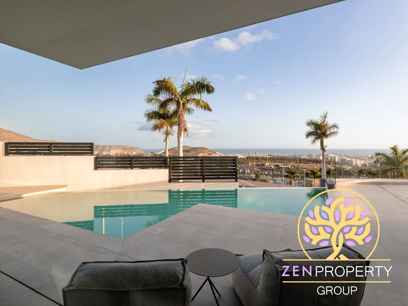 3 sypialnia Willa na sprzedaż w Costa Adeje z basenem garażem - 1 995 500 € (Ref: 9669088)