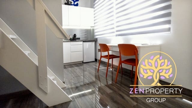 Apartamento de 10 habitaciones en Torviscas Bajo, Adeje en venta con piscina - 890.000 € (Ref: 9793621)