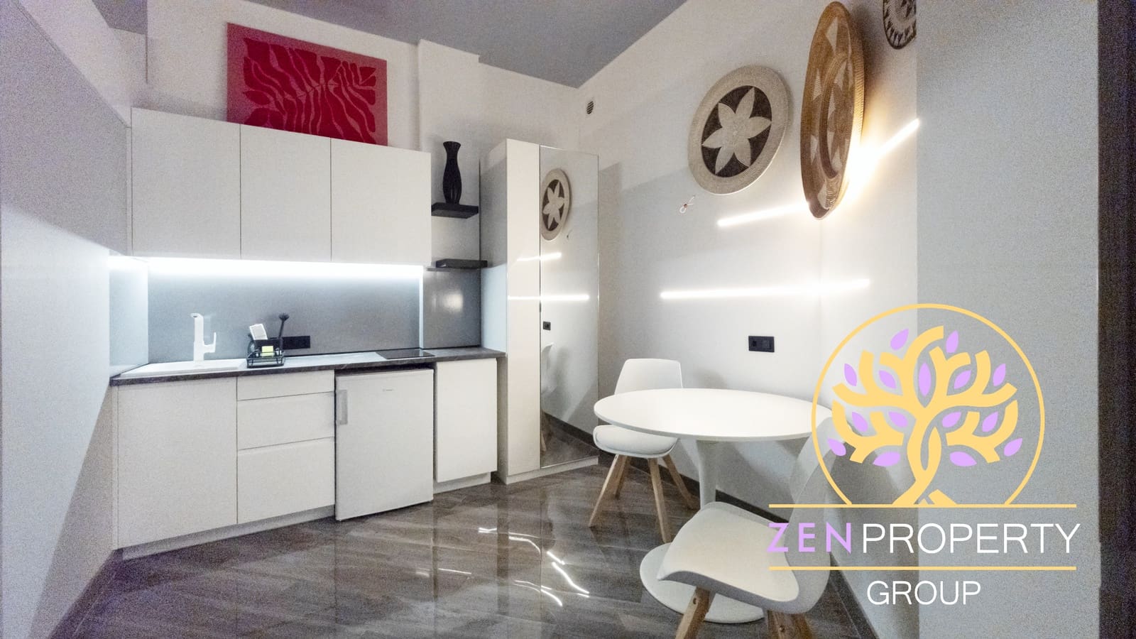 Apartamento de 10 habitaciones en Costa Adeje en venta con piscina - 890.000 € (Ref: 9793621)