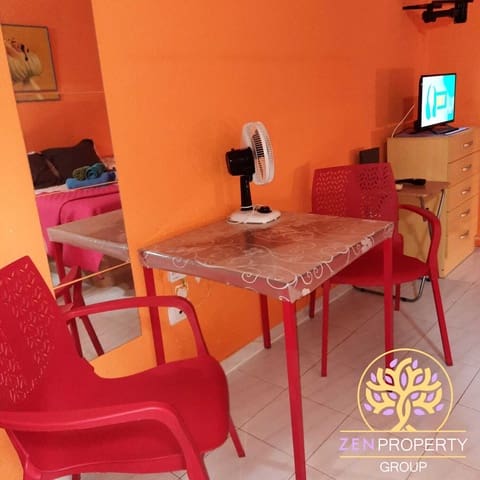 Studio te koop in Los Cristianos, Arona met zwembad - € 220.000 (Ref: 9874333)