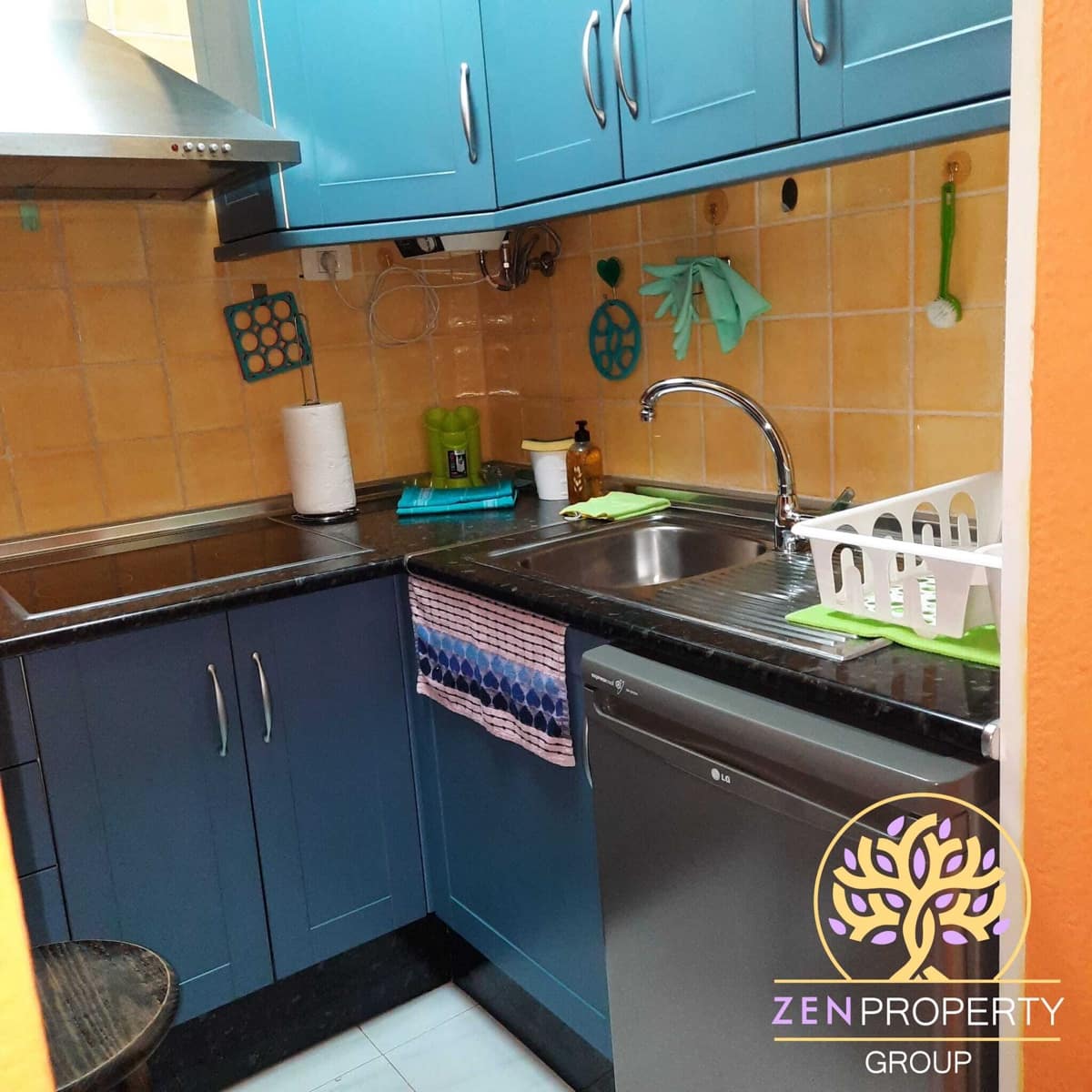 Studio te koop in Los Cristianos met zwembad - € 220.000 (Ref: 9874333)