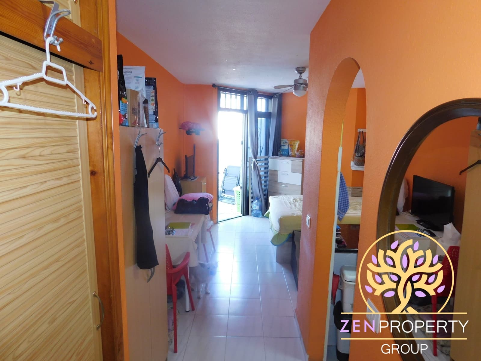 Studio te koop in Los Cristianos met zwembad - € 220.000 (Ref: 9874333)