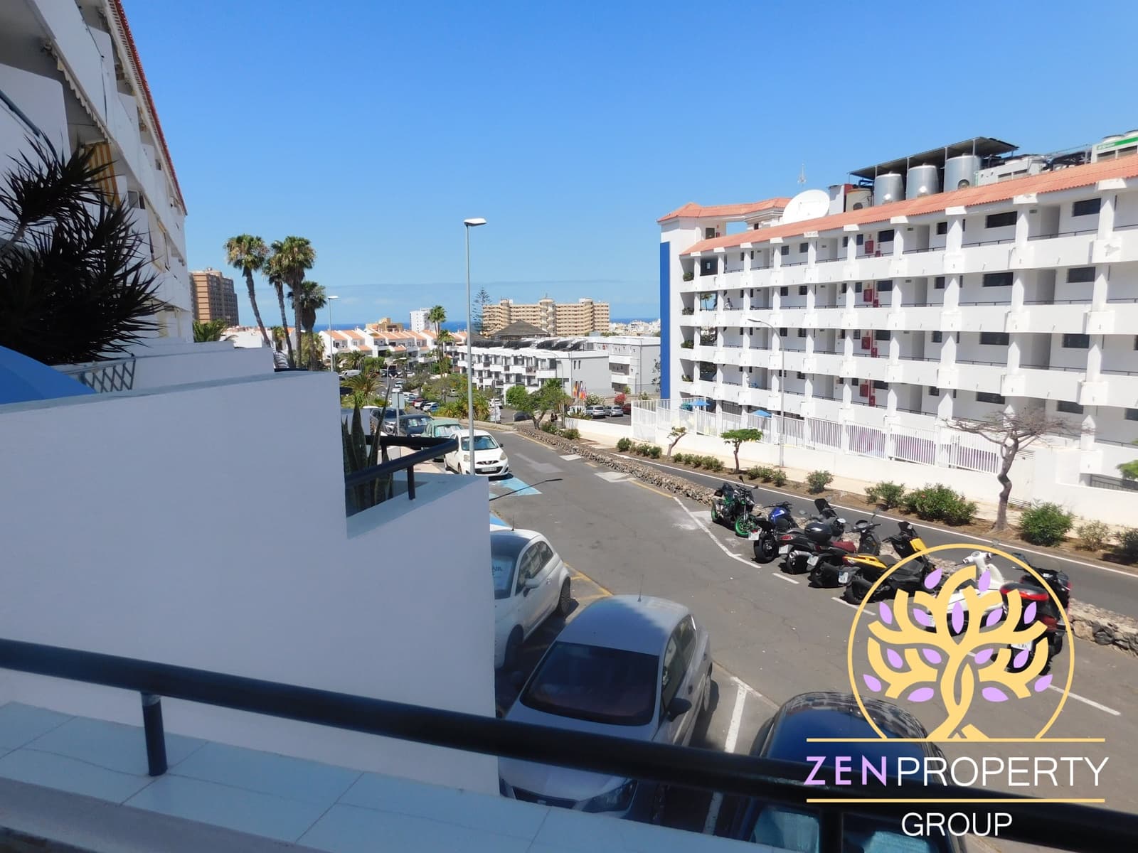 Studio te koop in Los Cristianos met zwembad - € 220.000 (Ref: 9874333)
