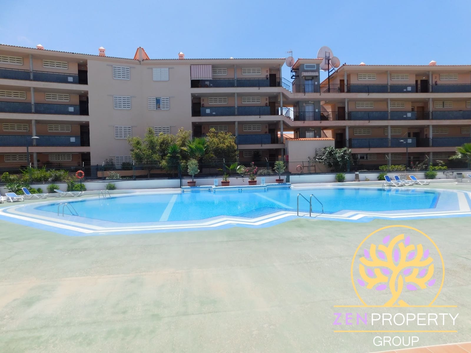 Studio te koop in Los Cristianos met zwembad - € 220.000 (Ref: 9874333)