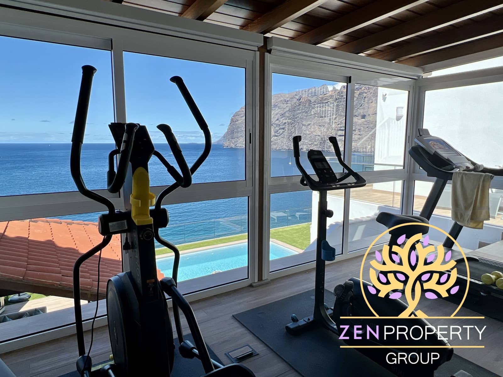 3 sovrum Villa till salu i Los Gigantes med pool garage - 3 450 000 € (Ref: 9893171)