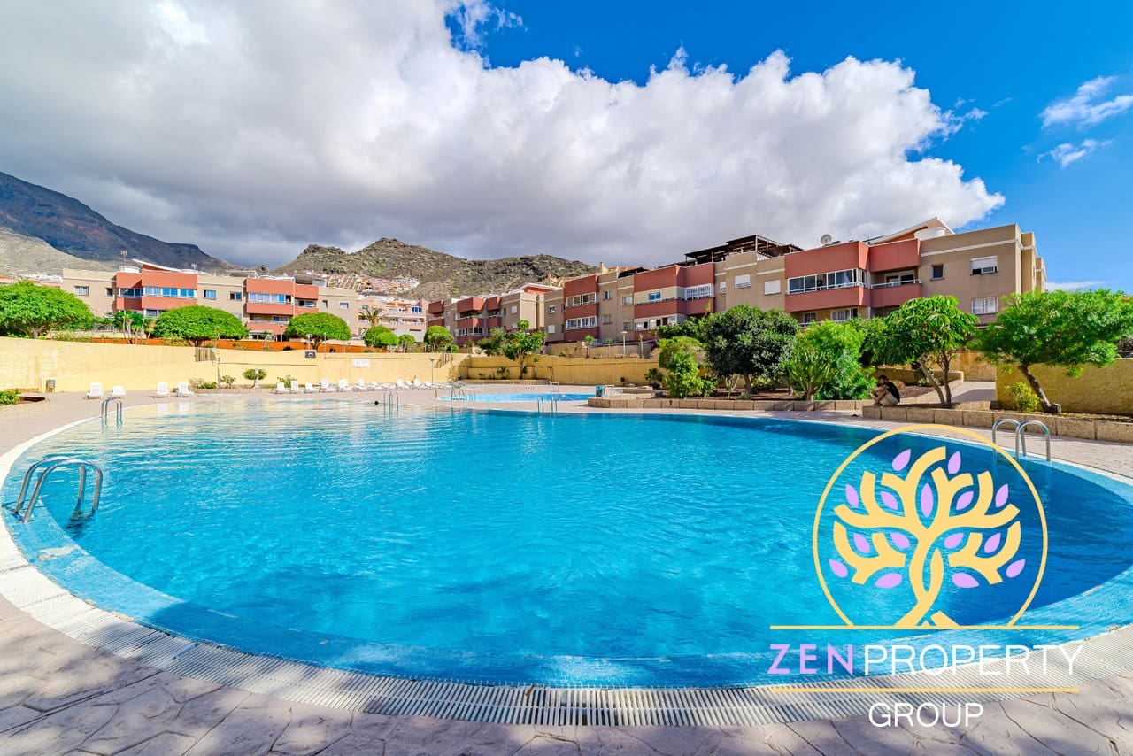 2 chambre Appartement à vendre à Costa Adeje avec piscine garage - 369 900 € (Ref: 9974340)