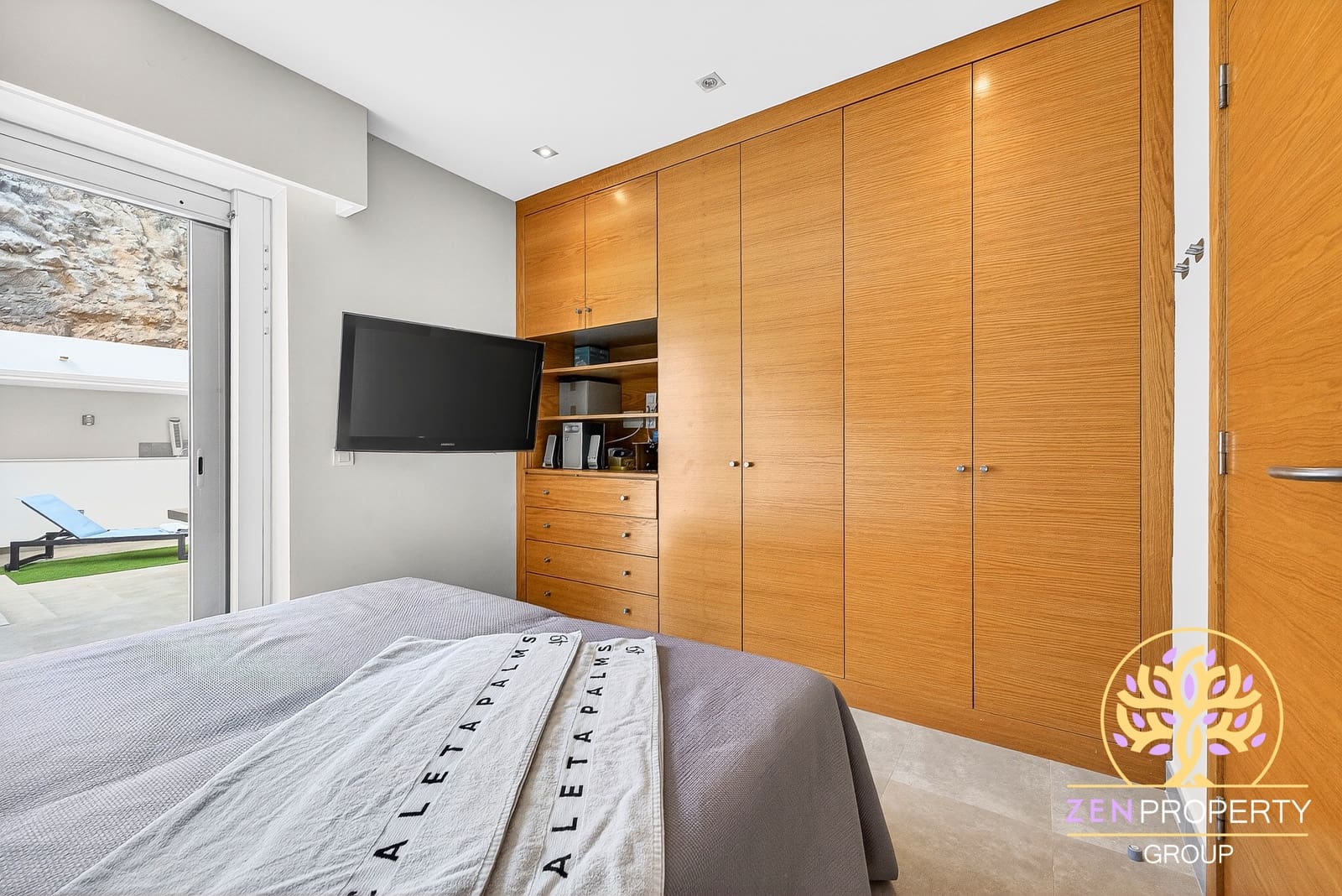 3 camera da letto Attico in vendita in La Caleta Adeje con piscina garage - 2.795.000 € (Rif: 9999400)