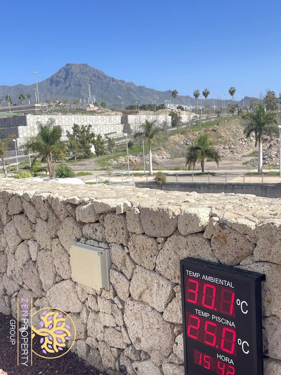 3 camera da letto Attico in vendita in La Caleta Adeje con piscina garage - 2.795.000 € (Rif: 9999400)