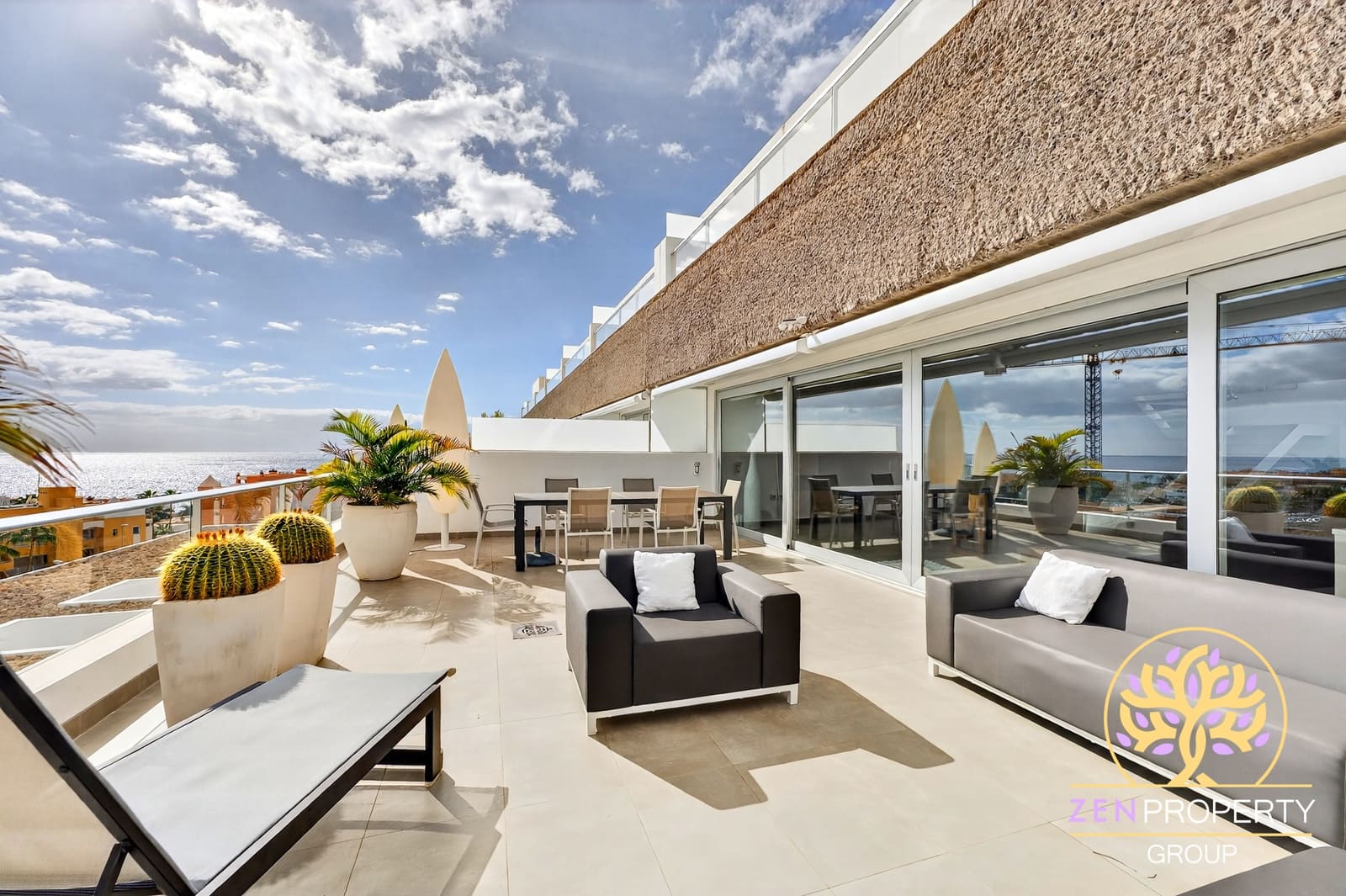 3 camera da letto Attico in vendita in La Caleta Adeje con piscina garage - 2.795.000 € (Rif: 9999400)