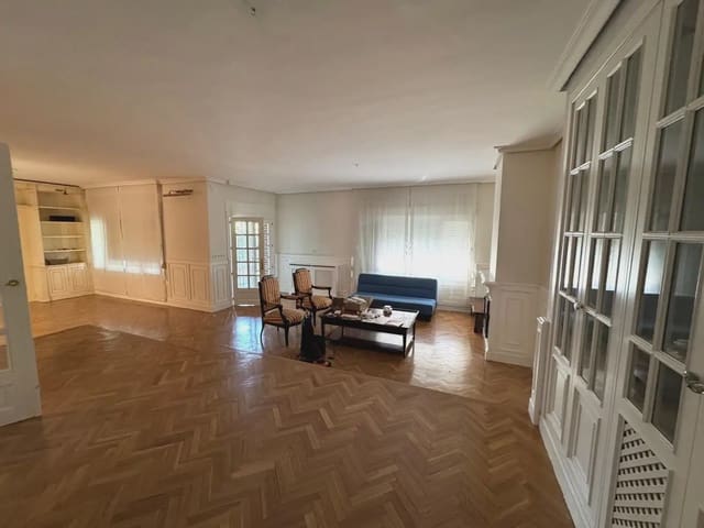 4 bedroom Terraced Villa for sale in Galapagar with pool garage - € 675,000 (Ref: 10004658)