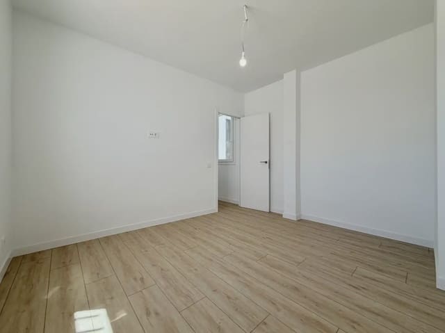 5 makuuhuone Kattohuoneisto myytävänä paikassa Argüelles, Madrid kaupunki - 1 600 000 € (Ref: 10031026)