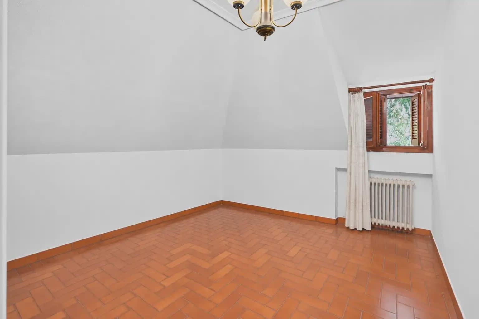 6 quarto Moradia para arrendar em Torrelodones com piscina garagem - 3 000 € (Ref: 10093832)