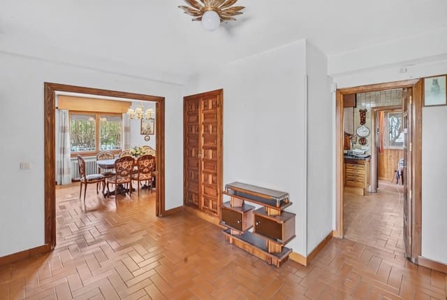 6 soveværelse Villa til leje i Torrelodones - € 3.000 (Ref: 10093832)