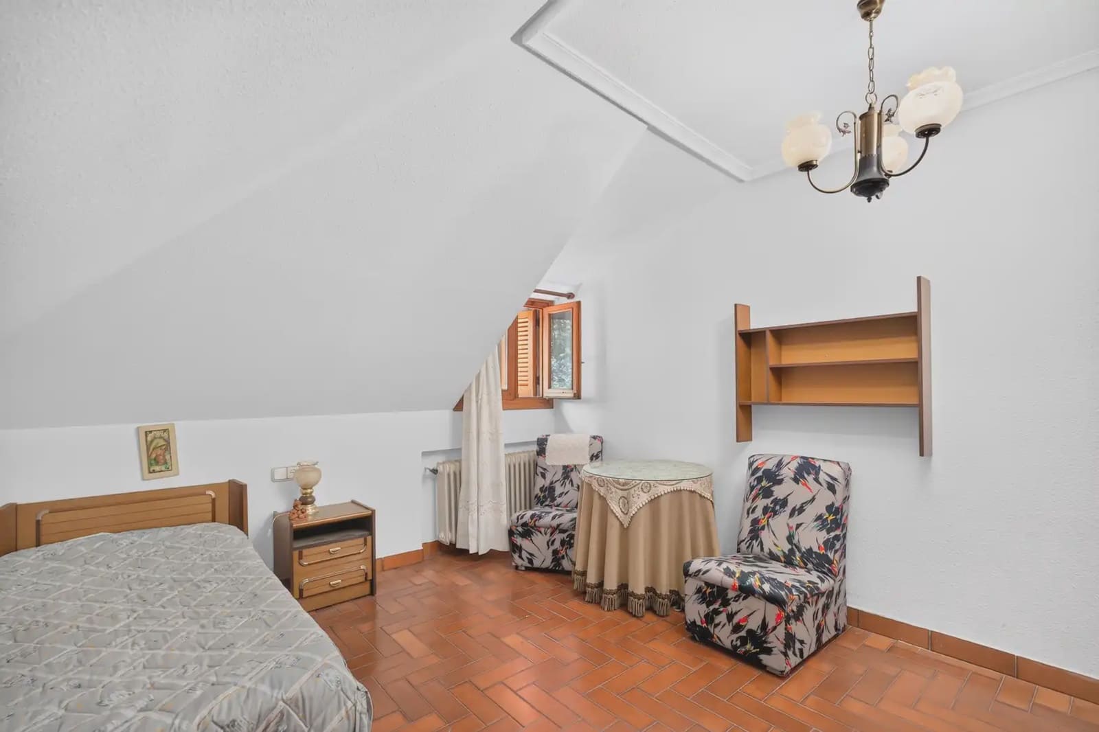 6 quarto Moradia para arrendar em Torrelodones com piscina garagem - 3 000 € (Ref: 10093832)