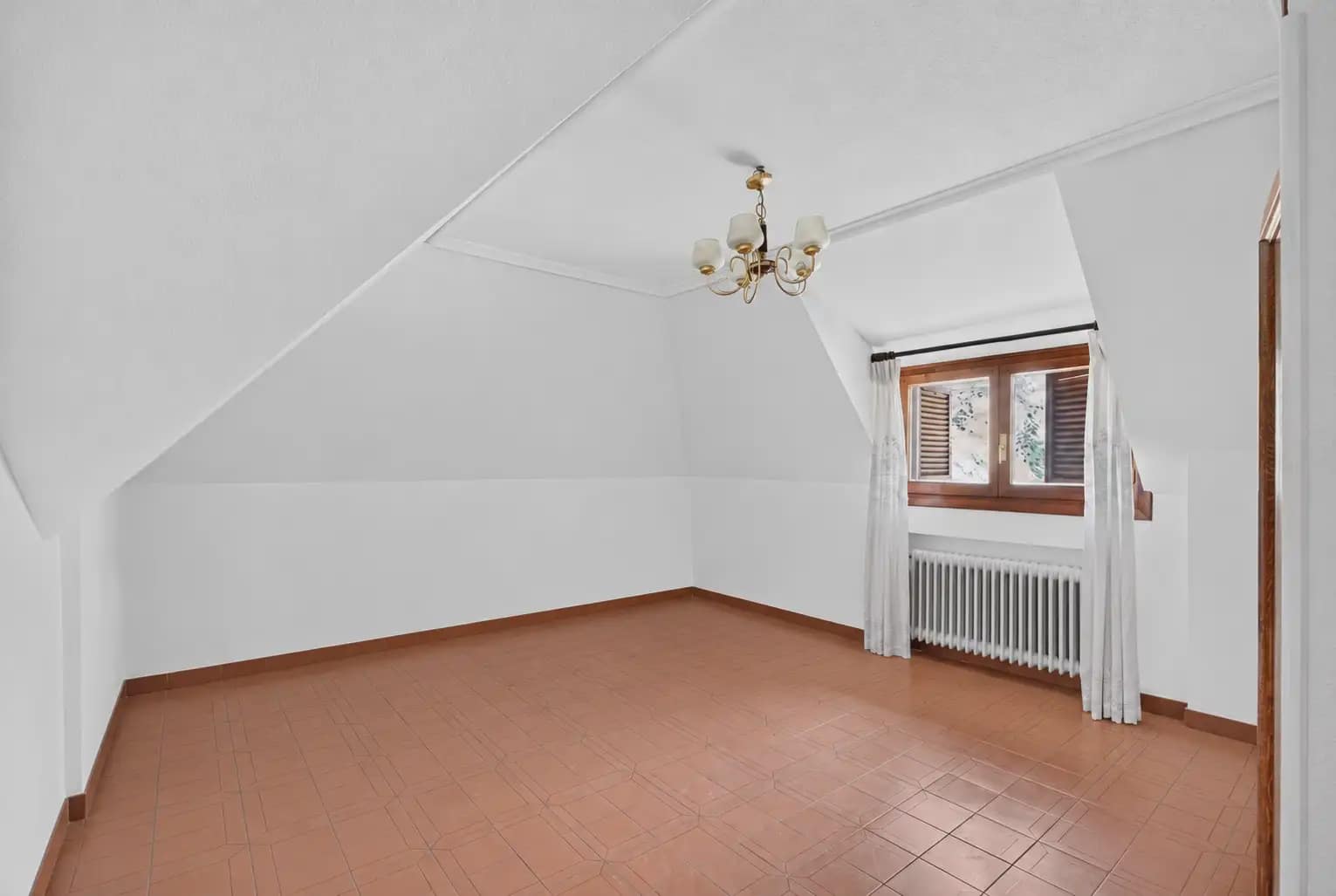 6 quarto Moradia para arrendar em Torrelodones com piscina garagem - 3 000 € (Ref: 10093832)