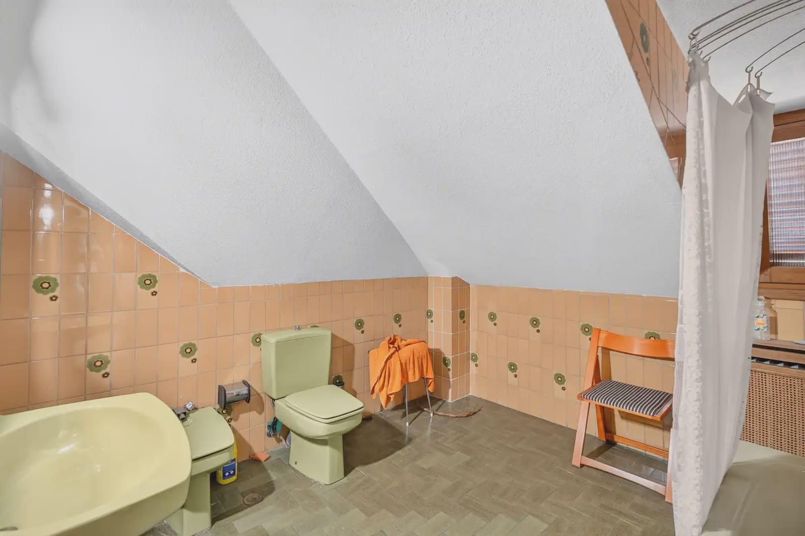 6 quarto Moradia para arrendar em Torrelodones com piscina garagem - 3 000 € (Ref: 10093832)