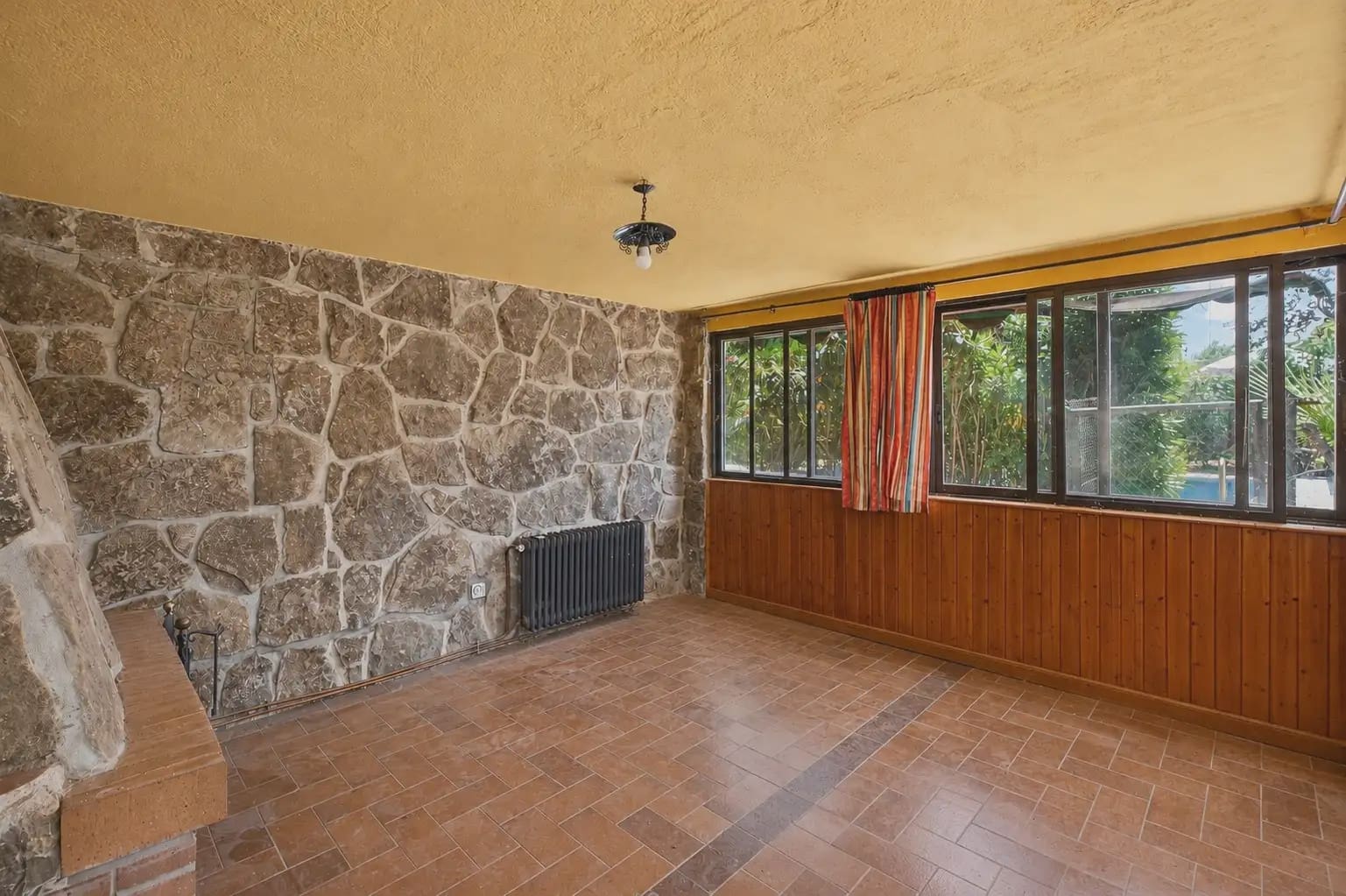 6 quarto Moradia para arrendar em Torrelodones com piscina garagem - 3 000 € (Ref: 10093832)