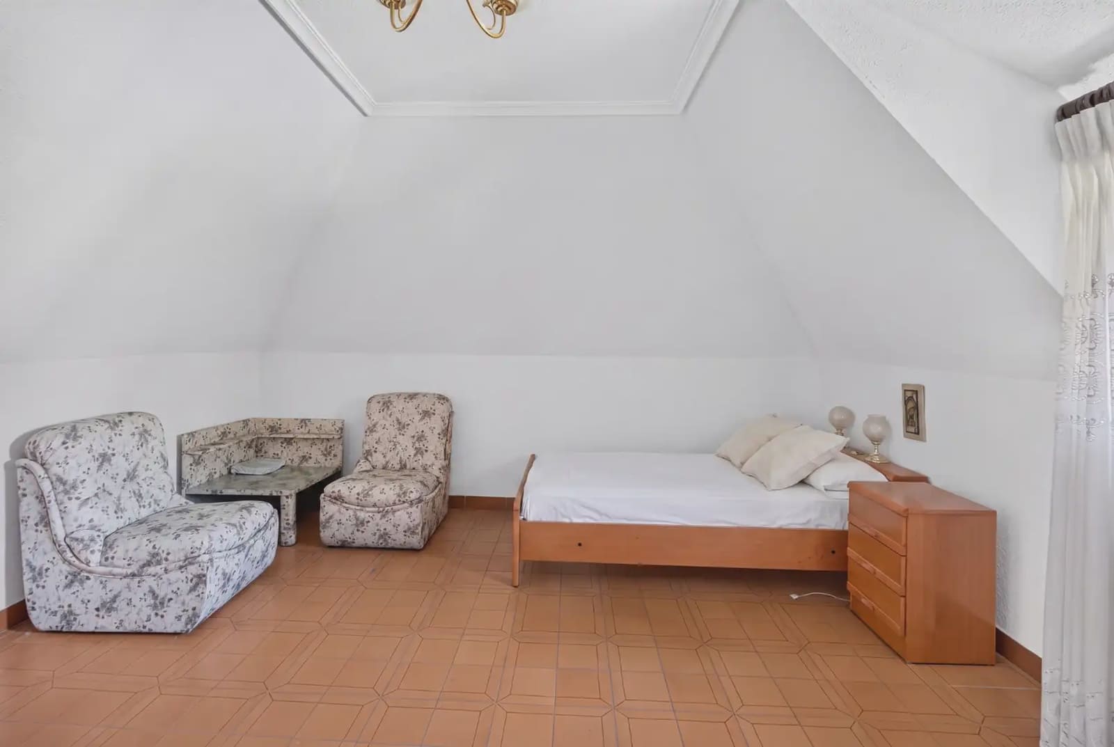 6 quarto Moradia para arrendar em Torrelodones com piscina garagem - 3 000 € (Ref: 10093832)